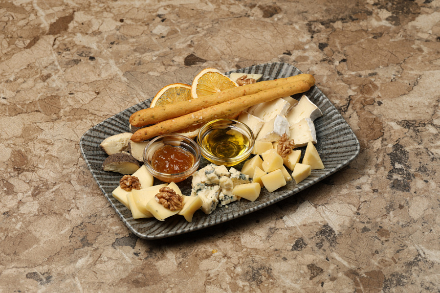 Сырная тарелка