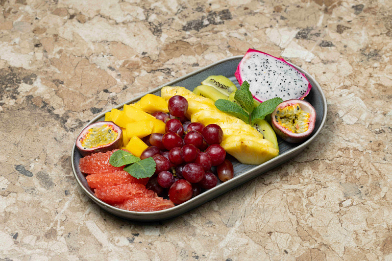 Фруктовая тарелка Экзотика